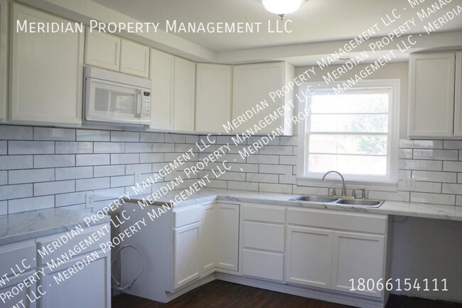 Building Photo - 4010 43rd St