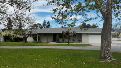 Building Photo - 14320 Sycamore Ave
