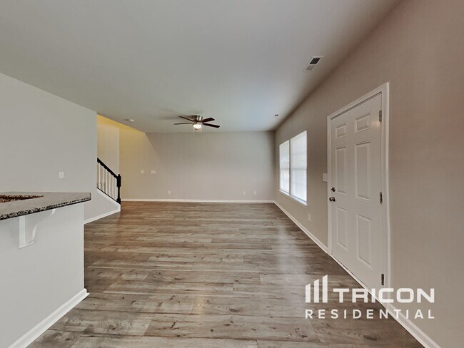 Building Photo - 240 Chesterbrook Ln