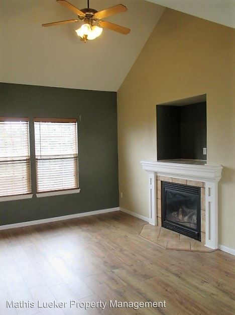 Building Photo - 2127 Brooke Bnd