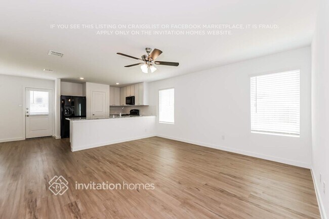 Foto del edificio - 4900 Old Ember Ln