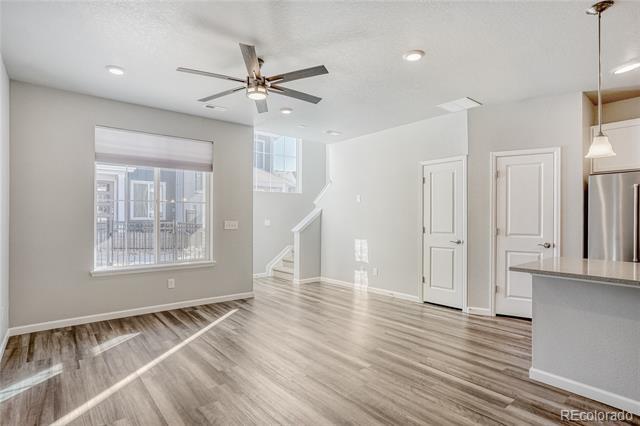 Foto del edificio - 1830 S Poplar Ct