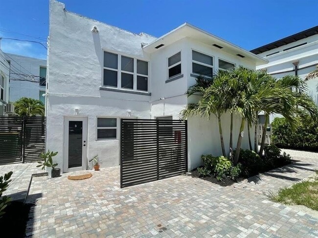Foto del edificio - 1505 SE 2nd Ct