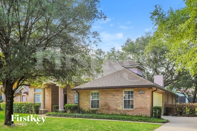 Foto del edificio - 1909 Holly Oak Dr