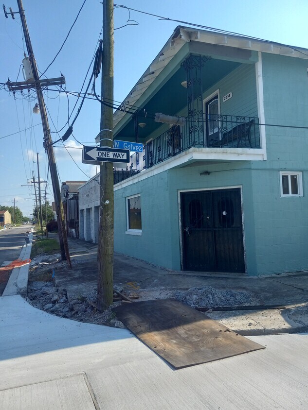 Primary Photo - 2036 Saint Ferdinand St