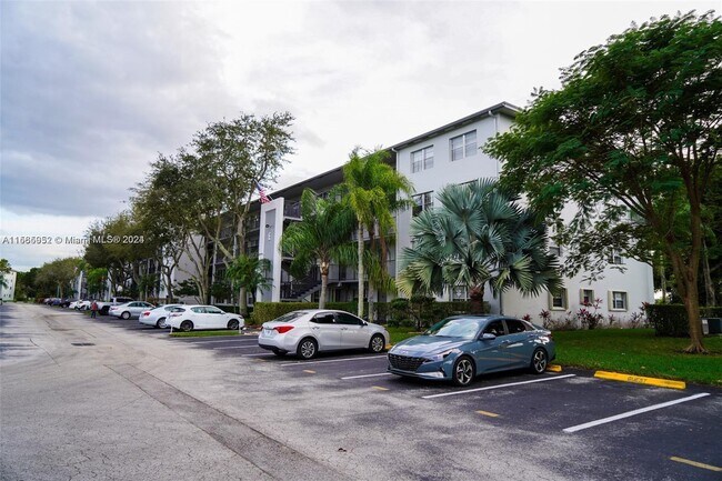 Foto del edificio - 300 SW 134th Way