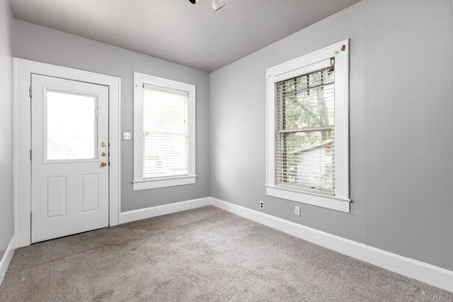 Foto del edificio - 2102 Brackenridge St