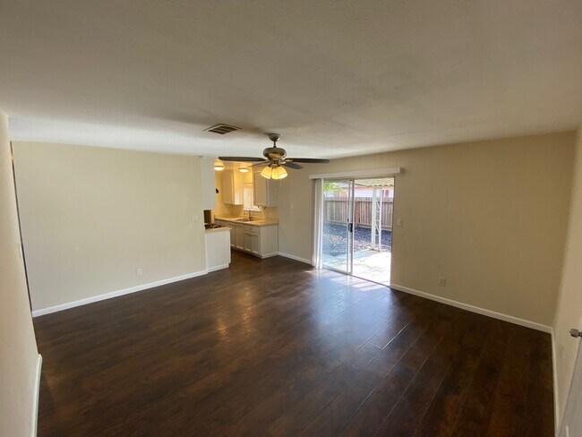 Foto del edificio - 233 Walnut St