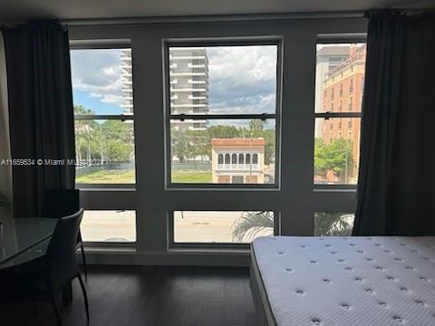 Foto del edificio - 700 Biltmore Way