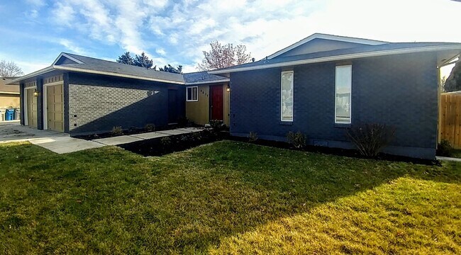 Building Photo - West Boise near Hyatt Lakes Reserve- 3bd 2...