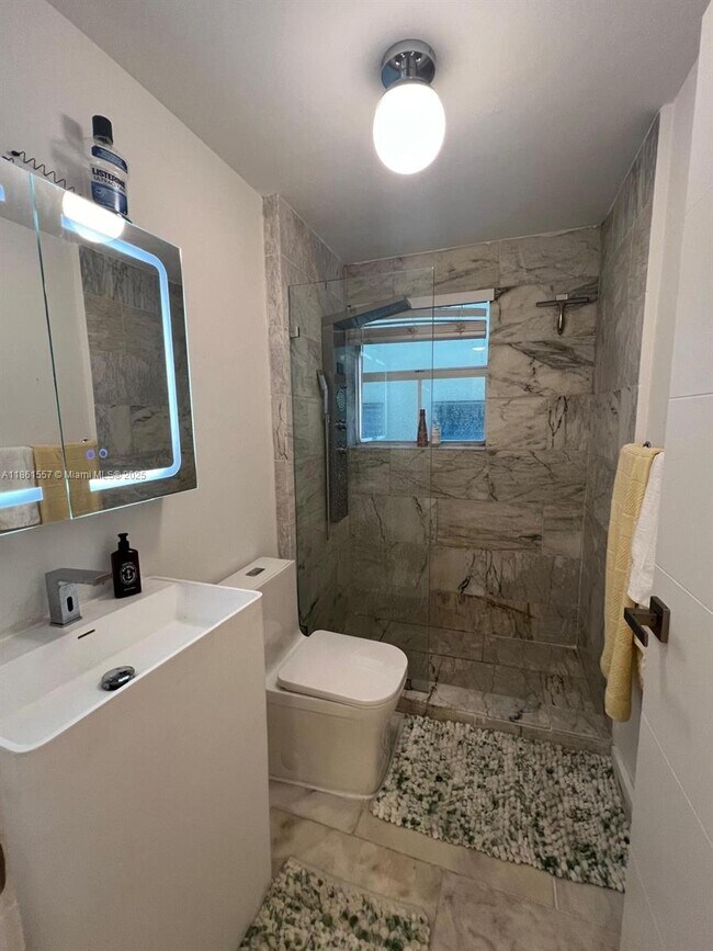 Foto del edificio - 810 7th St