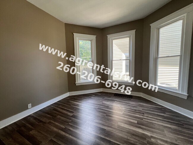 Foto del edificio - 3714 S Harrison St
