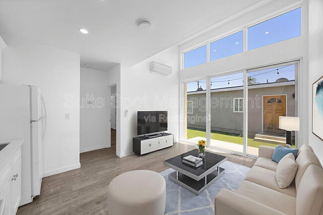 Photo - 570 N Cambridge St Townhome