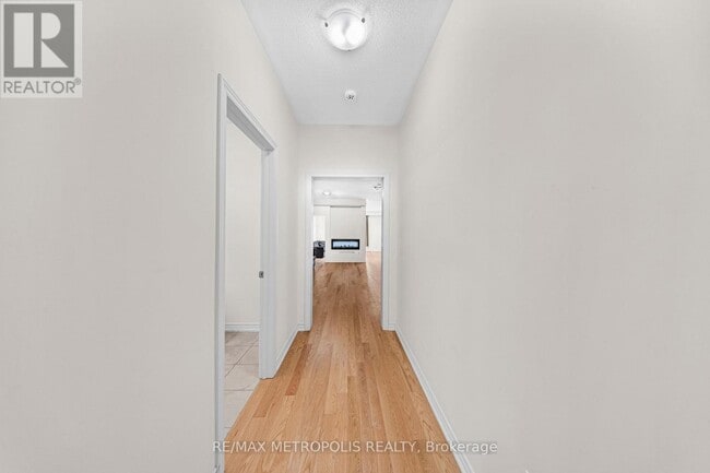 Building Photo - 941 Rexton Dr