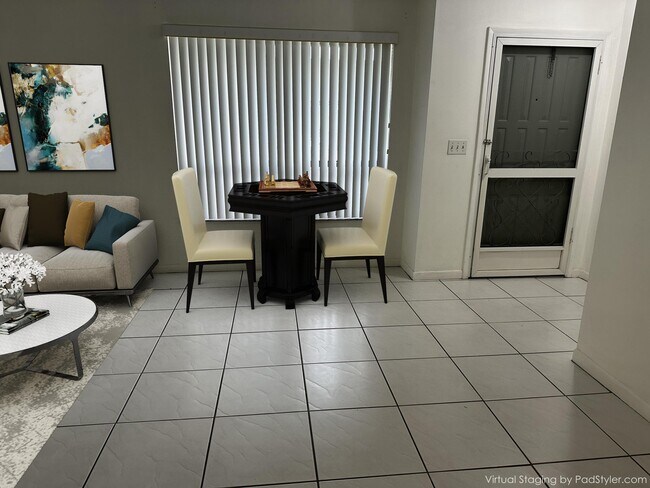 Foto del edificio - 6049 Olivewood Cir