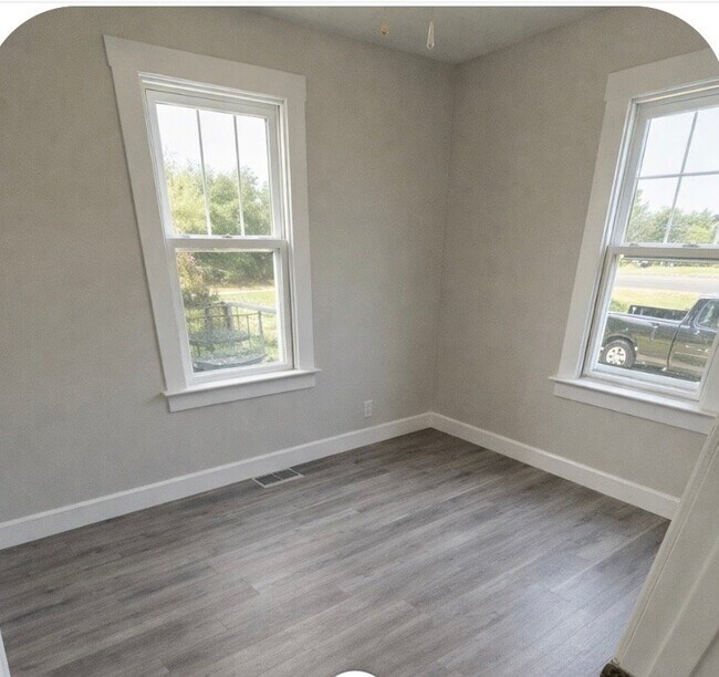 Foto del edificio - 56 Windmill Point Rd