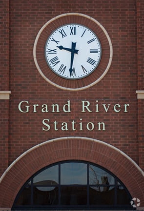 Building Photo - Grand River Station