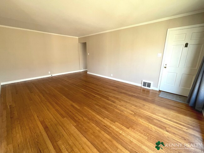 Foto del edificio - 221 Mosswood Way