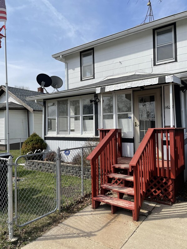 1628 Dewey Ave, Beloit, WI 53511 House Rental in Beloit, WI