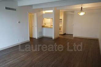 Building Photo - 777 N Washington St