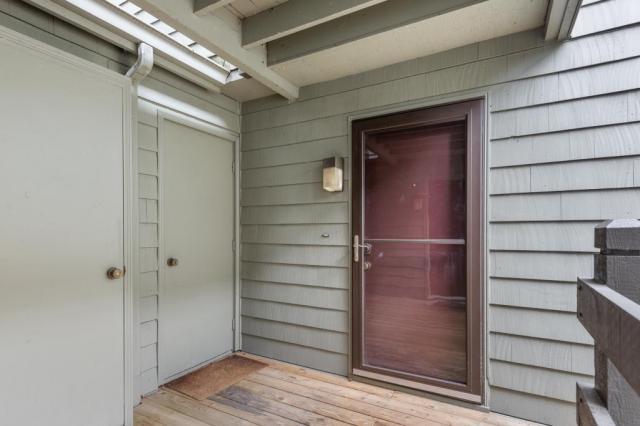 Building Photo - 2 bedroom in Bellevue WA 98005
