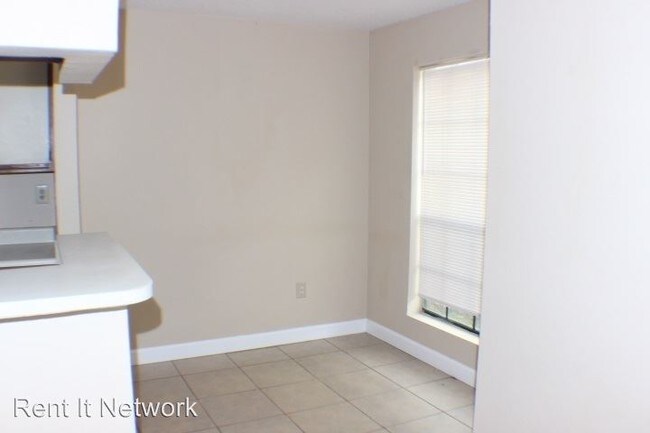Foto del edificio - 8649 Fancy Finch Dr