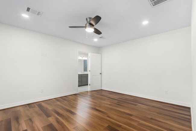 Foto del edificio - 10218 Moorberry Ln