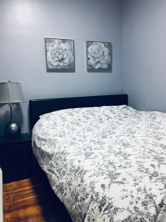 Foto del edificio - 24 Mullen Ct