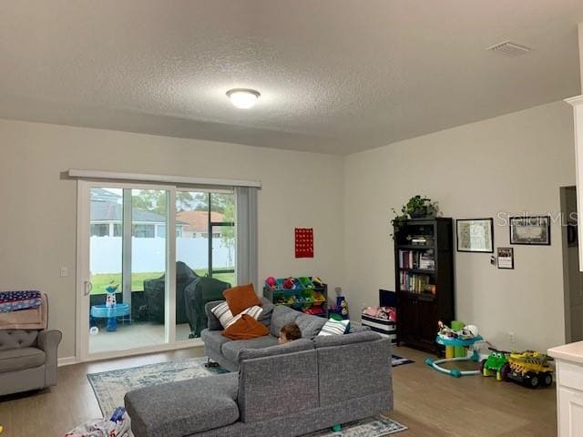 Building Photo - 86513 Lazy Lake Cir