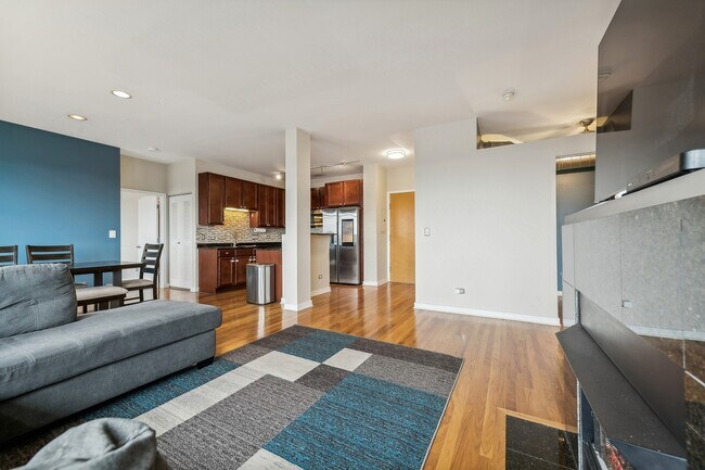 Foto del edificio - 1001 W 15th St