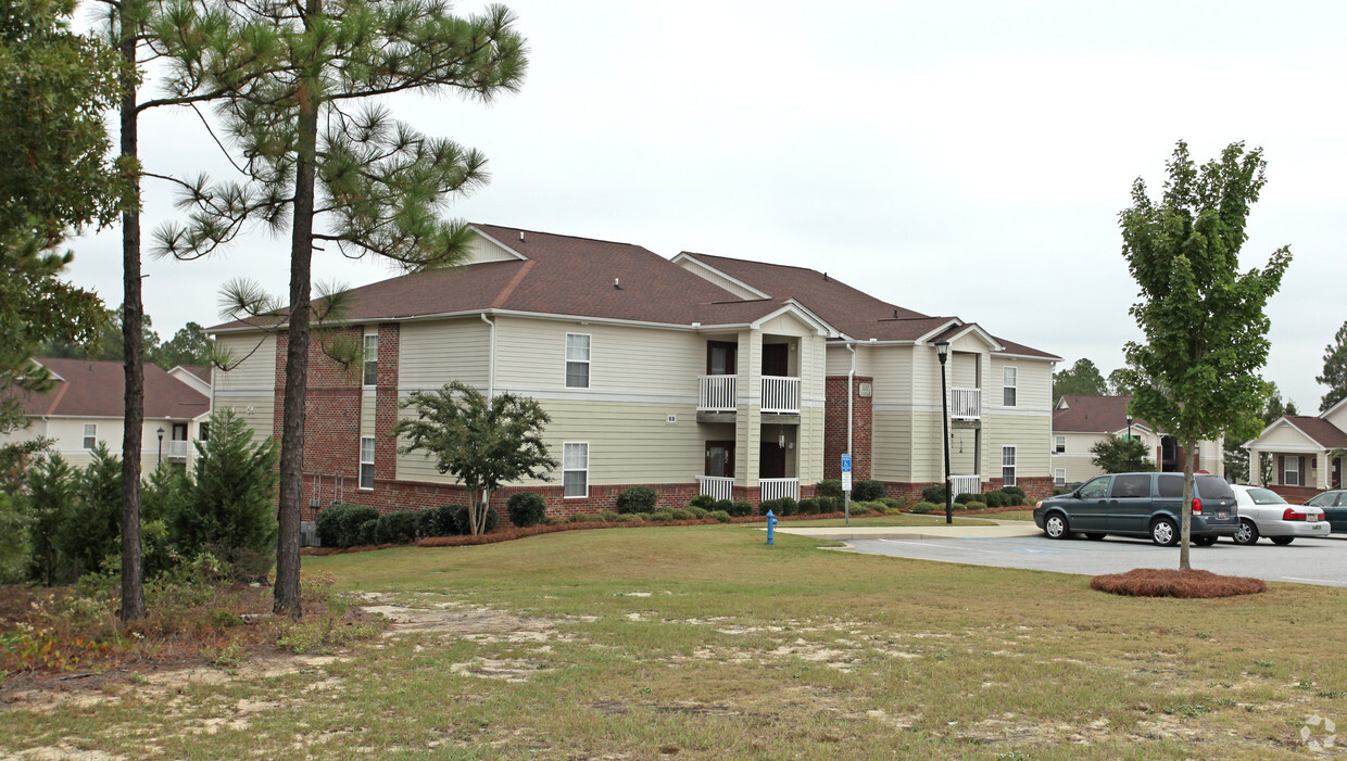 Building Photo - Fern Hall Apartments Phase I