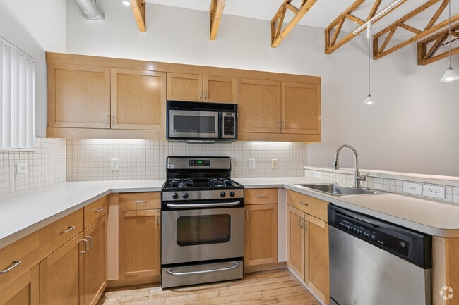 Interior Photo - Amber Oak Townhomes