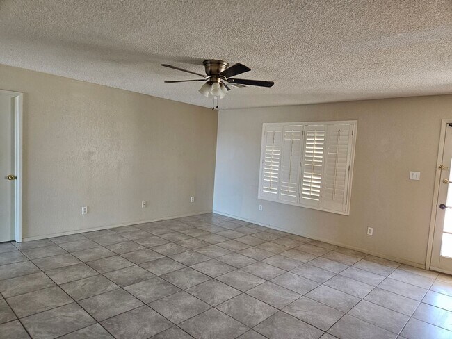 Foto del edificio - Ocotillo Home for Rent