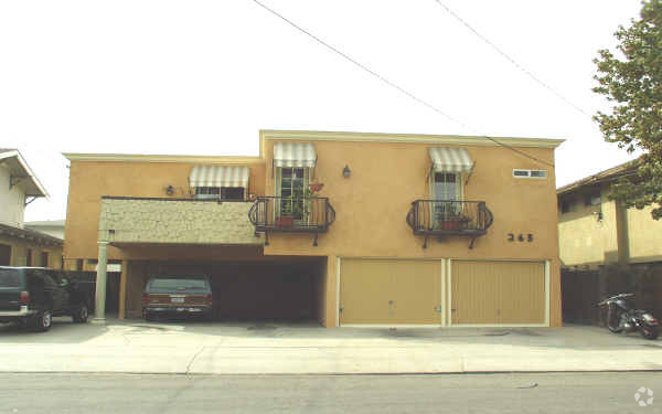 Building Photo - Molino Avenue Apartments