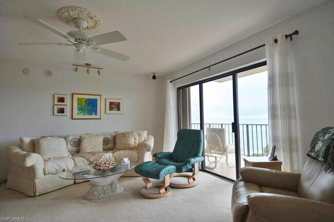 Foto del edificio - HIGH IN THE SKY CONDO BREATH-TAKING VIEW M...