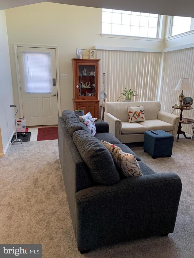Foto principal - 617 Wexford Way