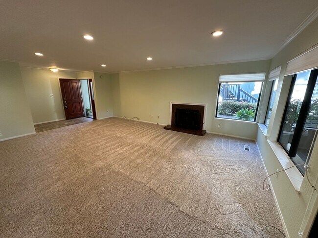 Building Photo - 2 Bed 2 Bath Condo In Danville