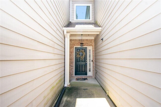Building Photo - 5680 Cascade Run