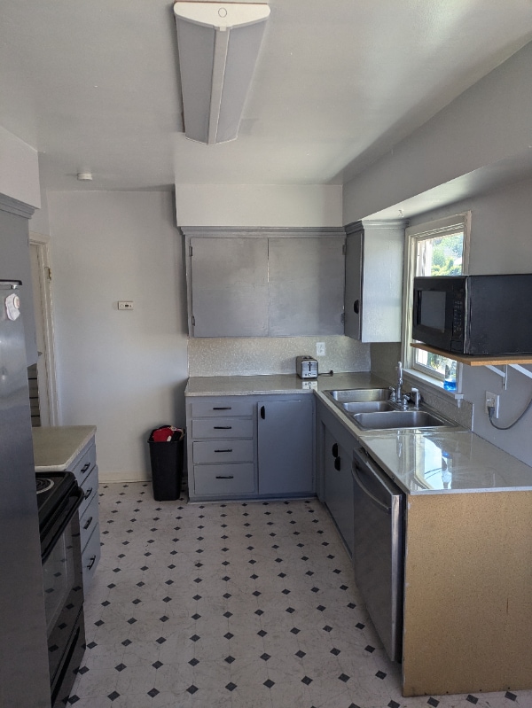 Foto del edificio - 589 W 200 N