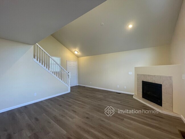 Building Photo - 5255 Butterfield Dr