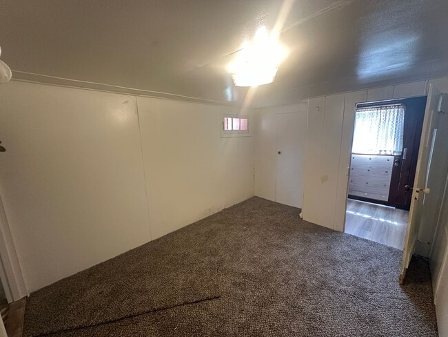 Foto del edificio - 1 bedroom/ 1 bath apartment