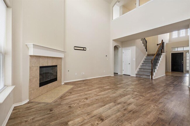 Building Photo - 105 Peggy Dr