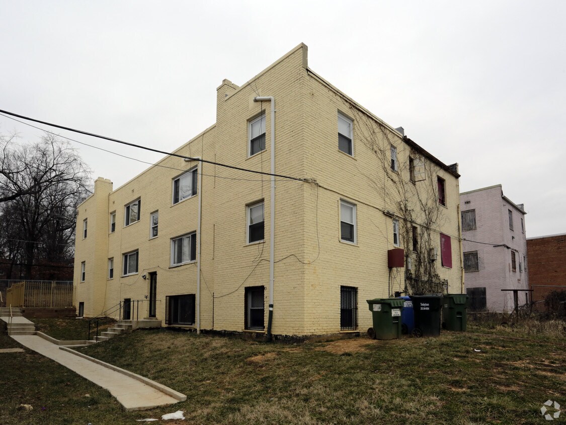 Foto del edificio - 4234-4238 6th St SE