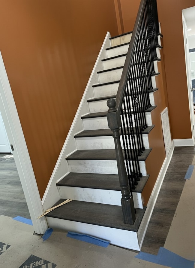 Building Photo - 2827 E 5th Ave