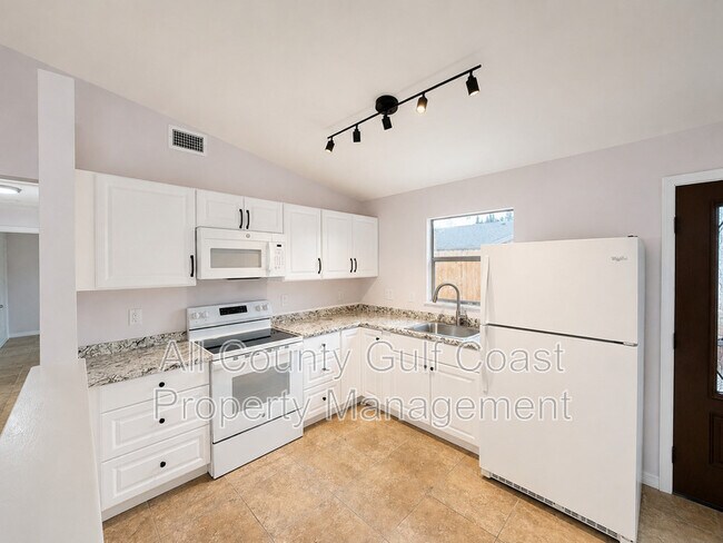Building Photo - 4222 Olive Ave