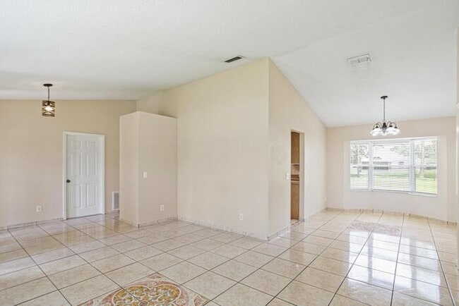 Building Photo - 2835 Gleason Ave