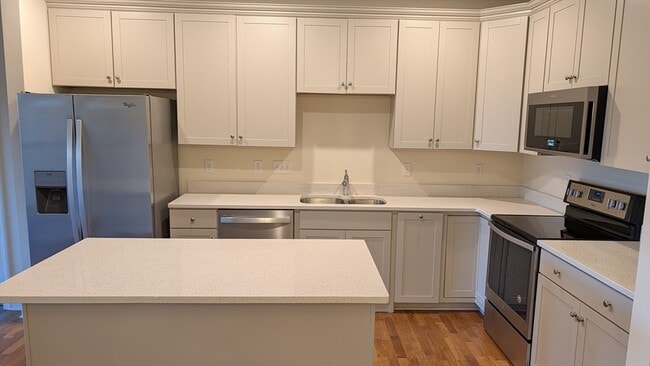 Building Photo - 110 Trotter Rd