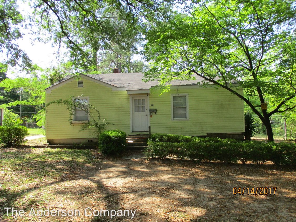 Primary Photo - 2 br, 1 bath House - 1208 W. Highland