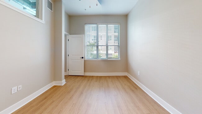 Interior Photo - Towson Promenade