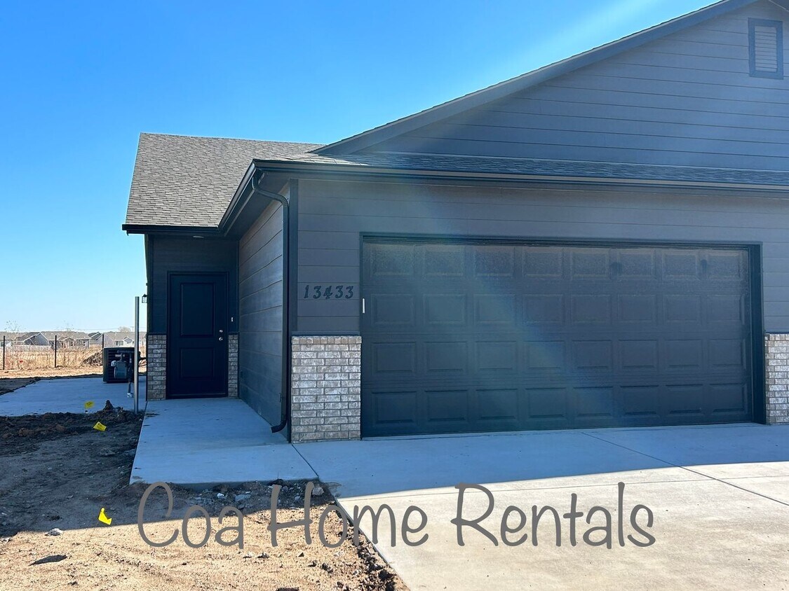 Foto principal - 13435 W Haskell Ct